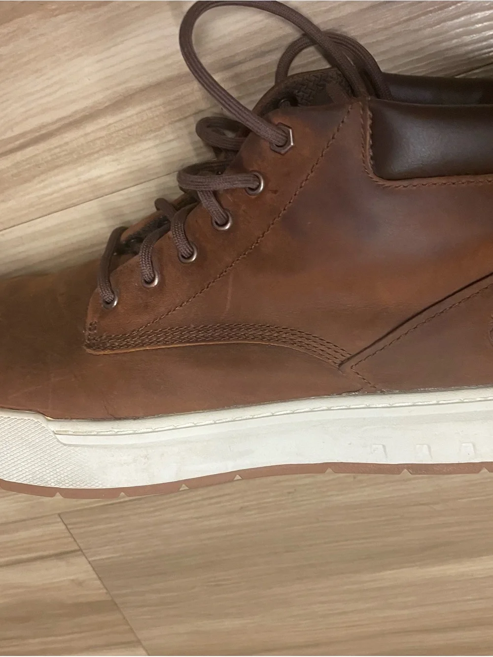 Timberland Men's Size 12 Brown Leather Chukka Boots with White Sole. Ankle boots